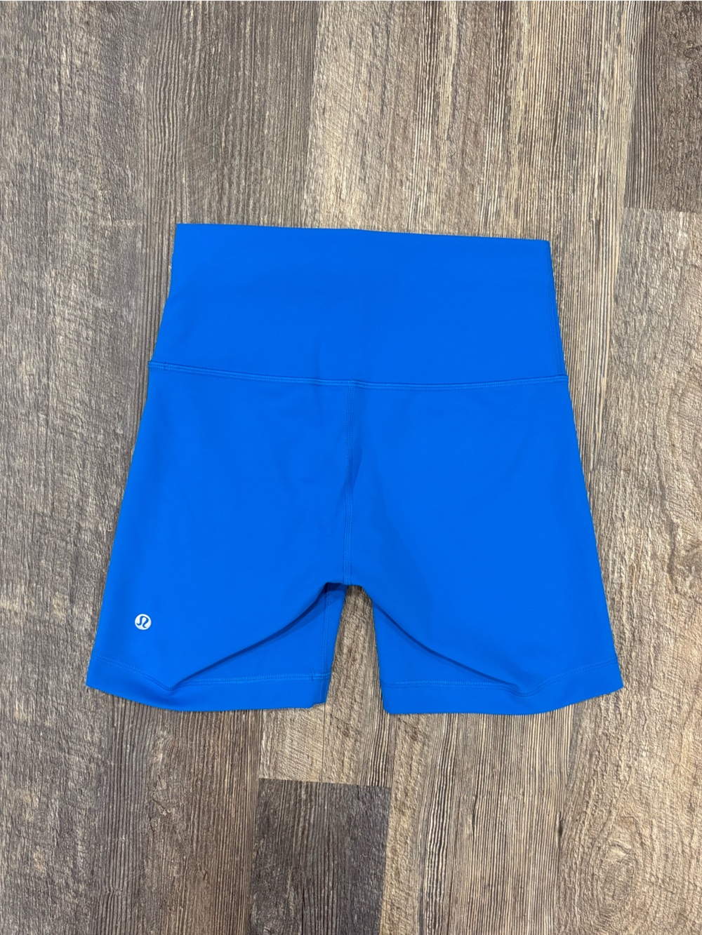 Lululemon Wunder Train High-Rise Short 6" in Poolside Blue (Size 6)